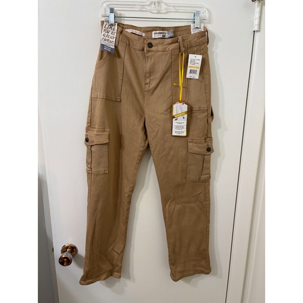 Celebrity Ace NWT "The Skater" Cargo Pants Relaxed Fit Sz "15/32"- Inseam 28"